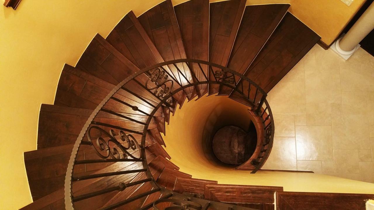 Chateau Du Pikes Peak, A Tuscany Retreat Колорадо-Спрингс Экстерьер фото